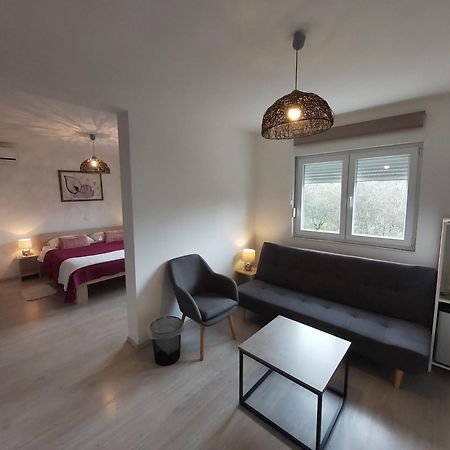 Sobe Dragic Hotel Zadar Ruang foto