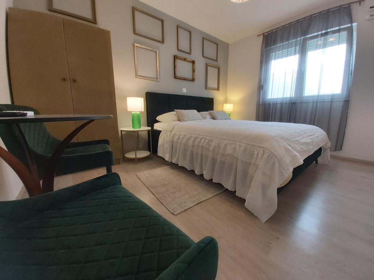 Sobe Dragic Hotel Zadar Ruang foto